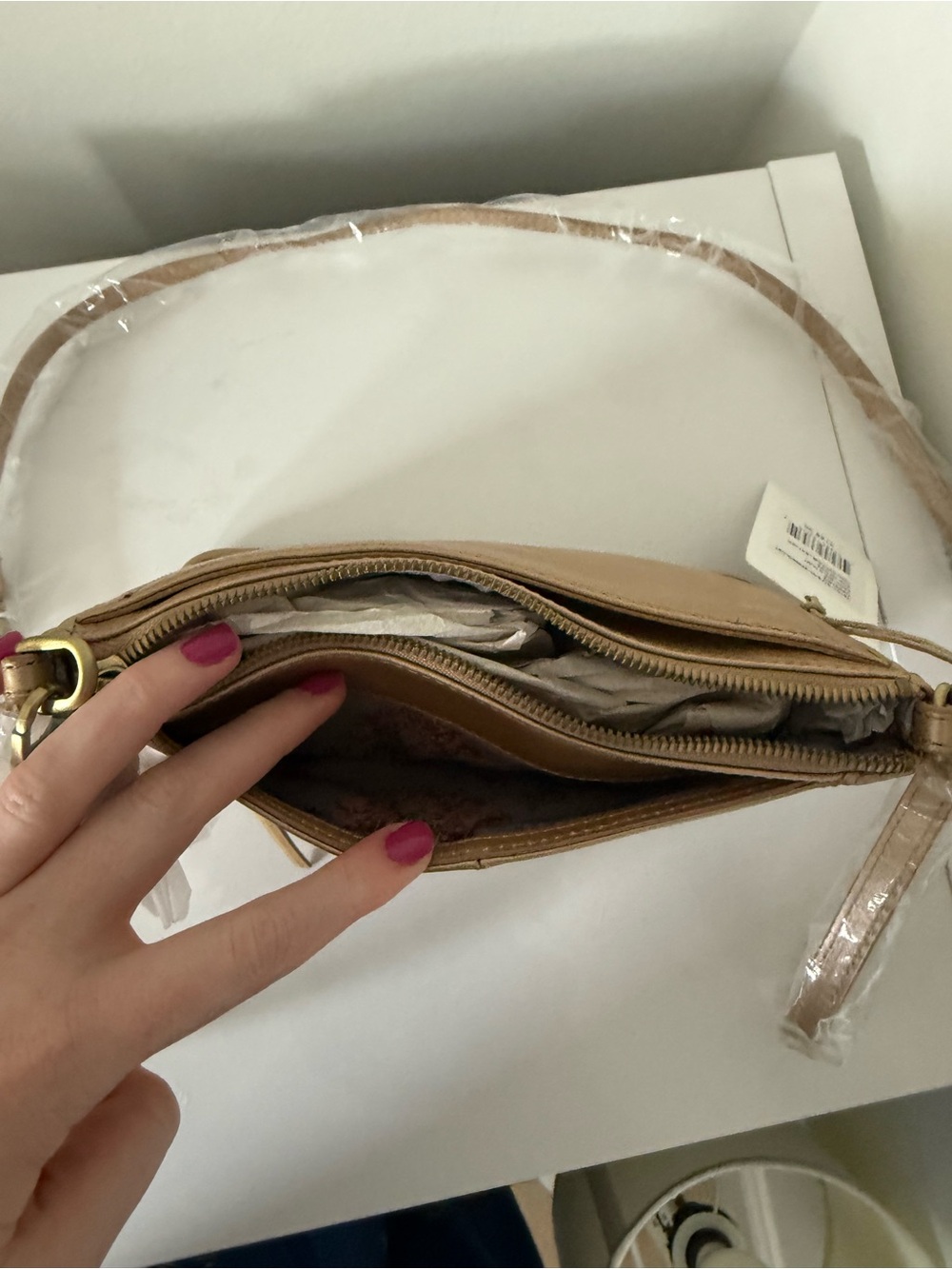 NWT - HOBO - Gold Dust Genuine Leather Crossbody Bag - Picture 5 of 8